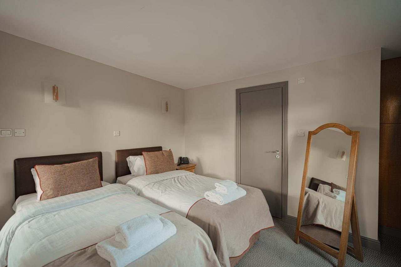 Old Mill Hotel & Lodge Bath Luaran gambar